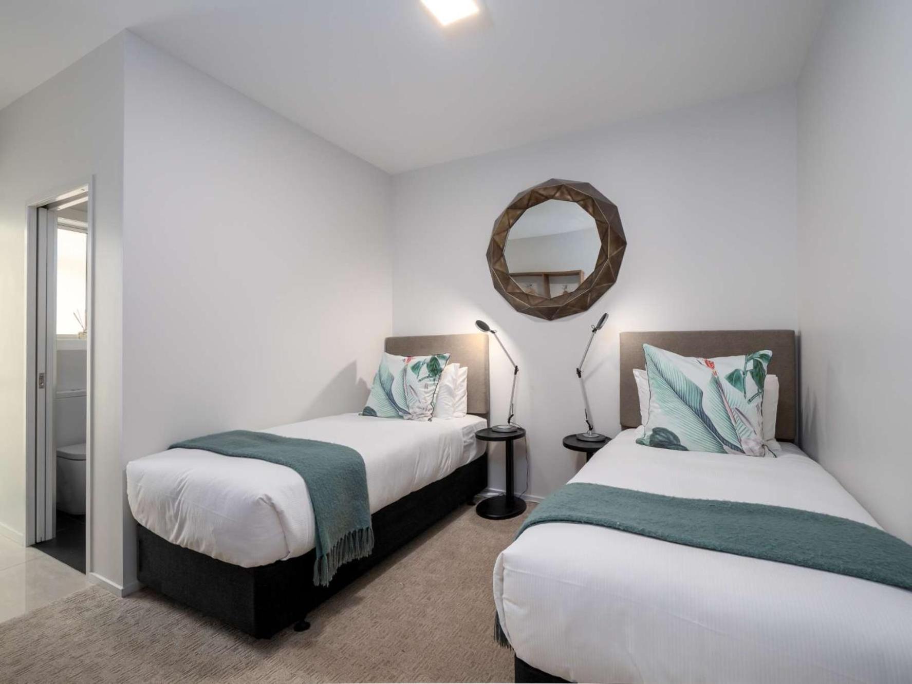 Papillon, A Relax It'S Done Luxury Holiday Home Queenstown Zewnętrze zdjęcie